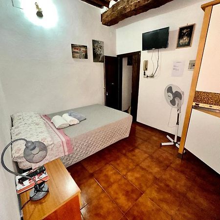 Apartamento Centro Mini Monolocale Poggibonsi Exterior foto