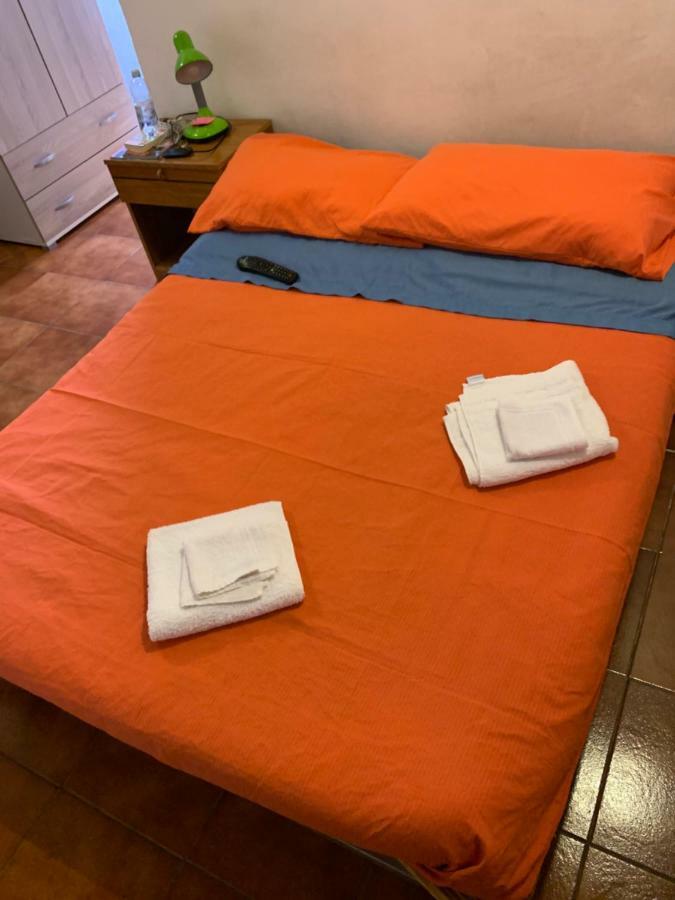 Apartamento Centro Mini Monolocale Poggibonsi Exterior foto